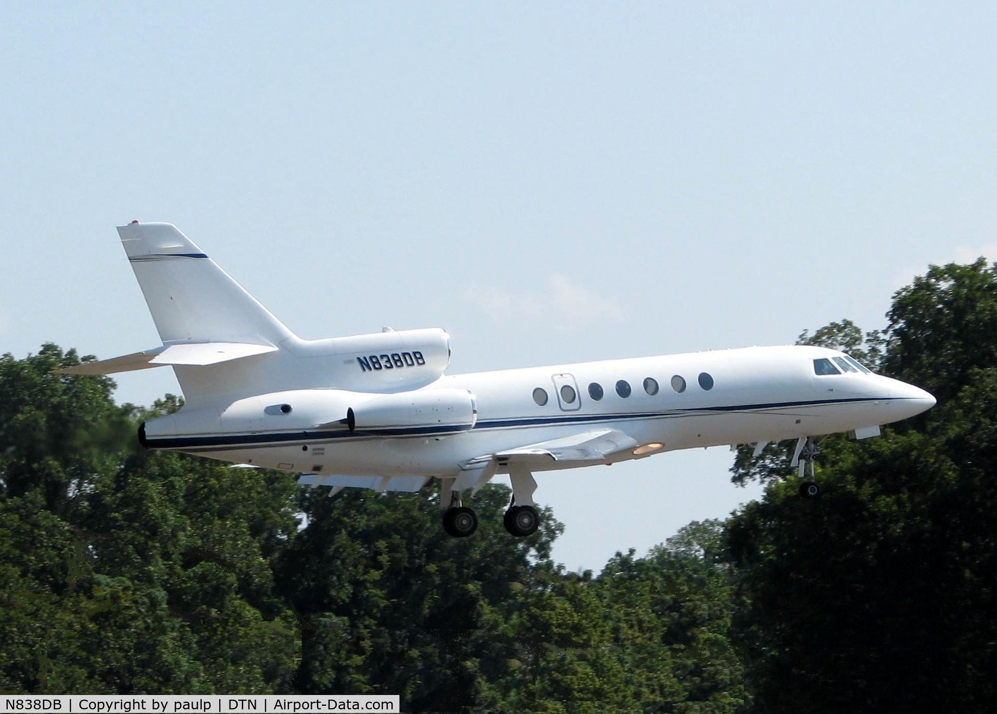 N838DB, 1997 Dassault Falcon 50 C/N 265, Landing at Shreveport's Downtown Airport.