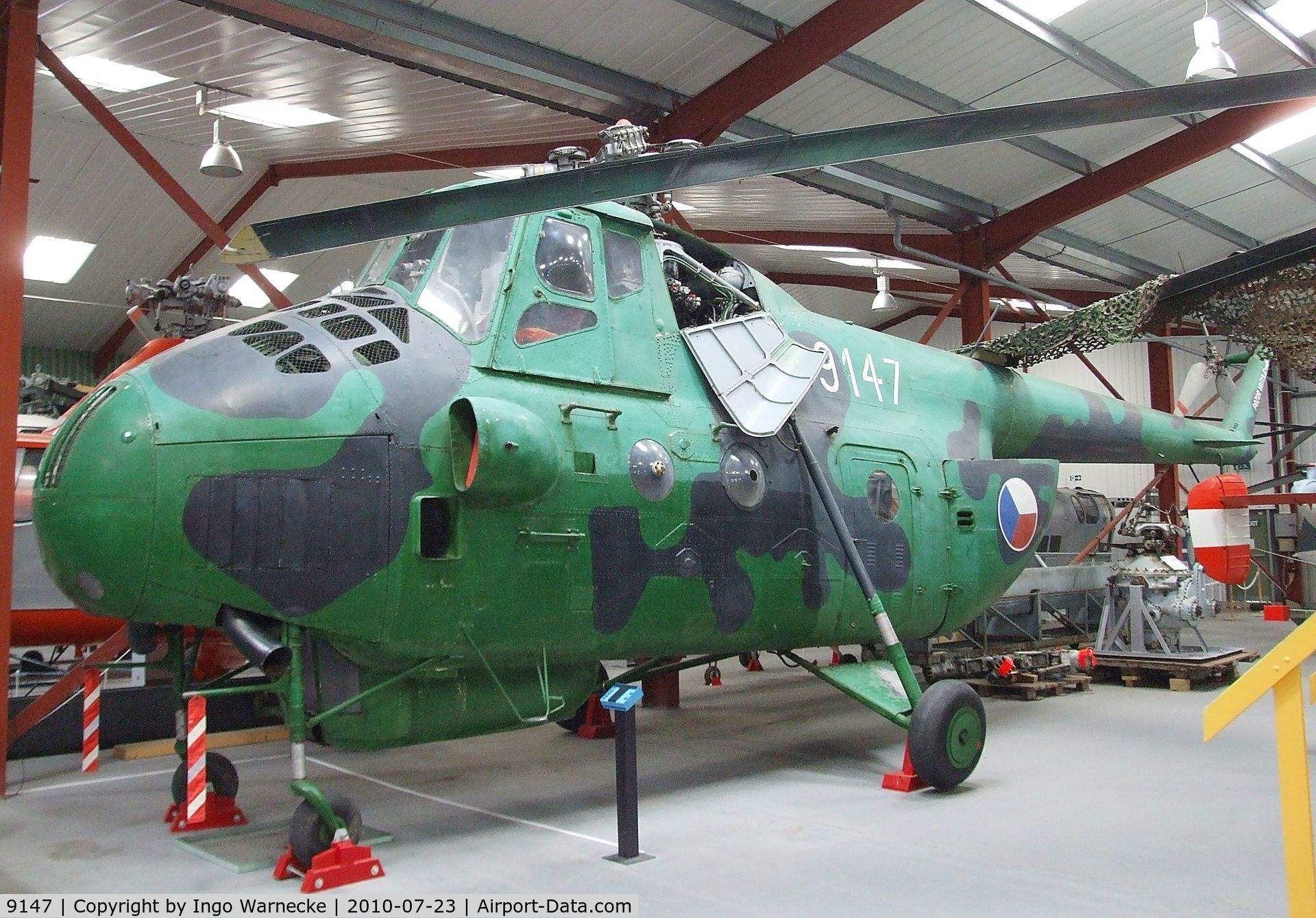 9147, Mil Mi-4 Hound C/N 09147, Mil Mi-4 Hound at the Helicopter Museum, Weston-super-Mare
