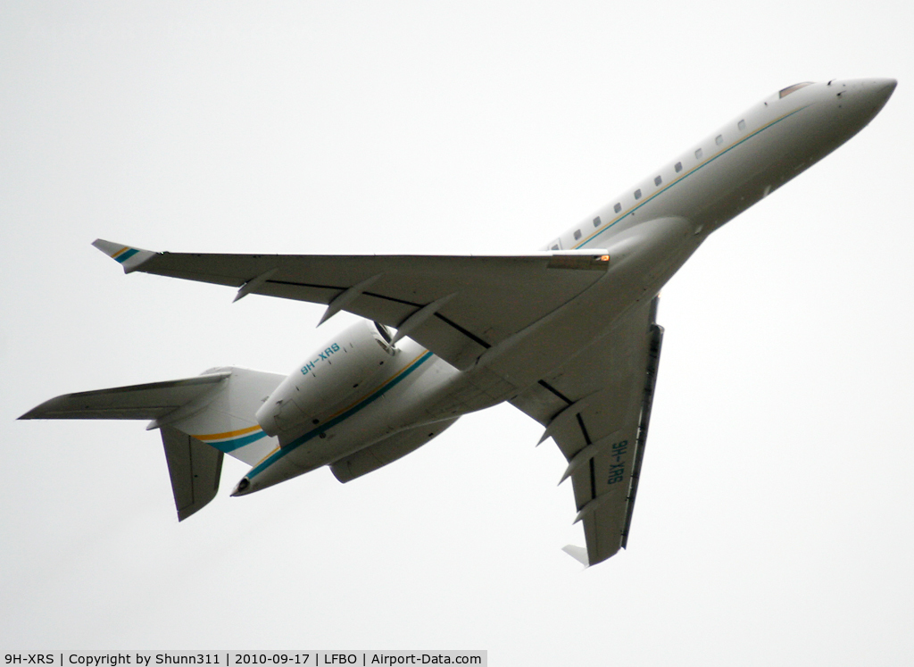 9H-XRS, 2008 Bombardier BD-700-1A10 Global Express C/N 9329, Taking off rwy 32R