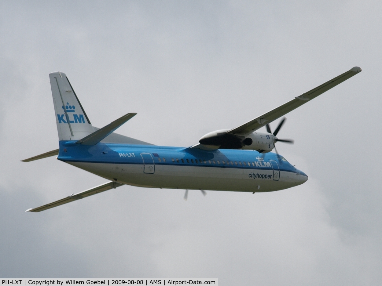 PH-LXT, 1993 Fokker 50 C/N 20279, Take off of the  