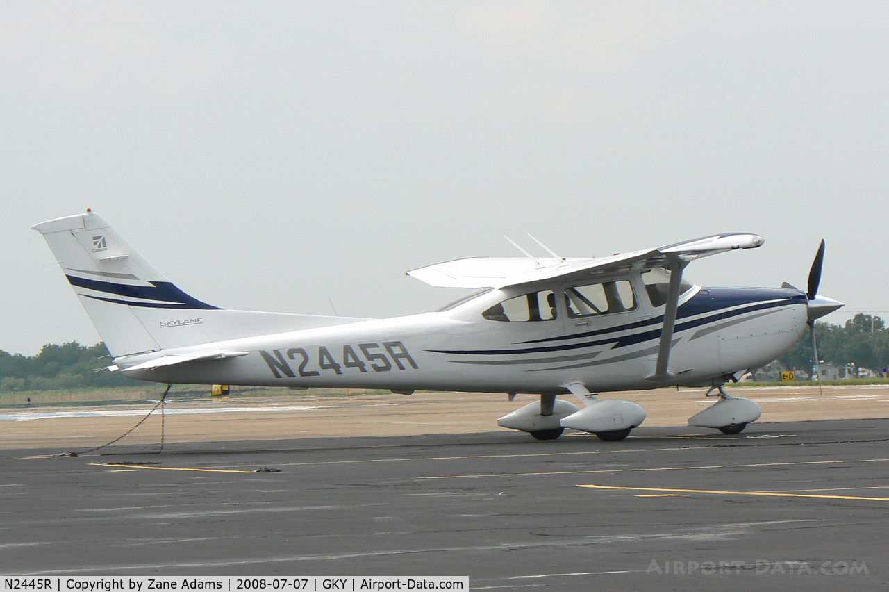 N2445R, 2005 Cessna 182T Skylane C/N 18281720, At Arlington Municipal Airport, TX