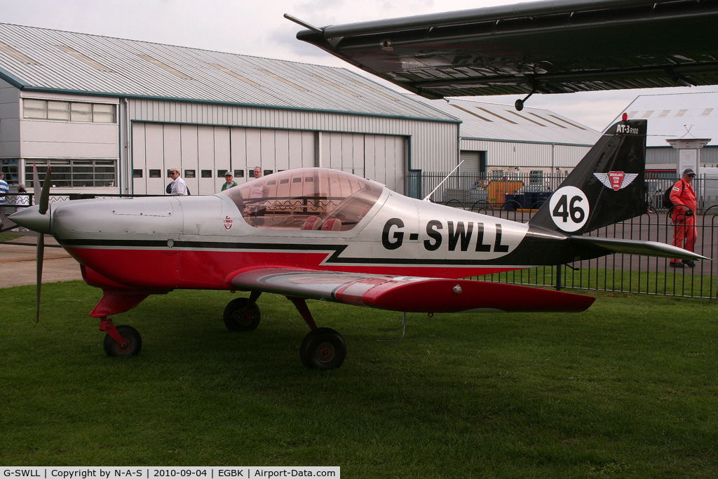 G-SWLL, 2005 Aero AT-3 R100 C/N AT3-012, LAA Rally 2010