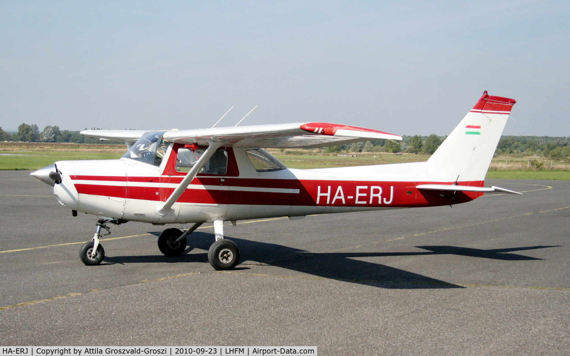 HA-ERJ, 1977 Cessna 152 C/N 15279885, Fertöszentmiklos Airport