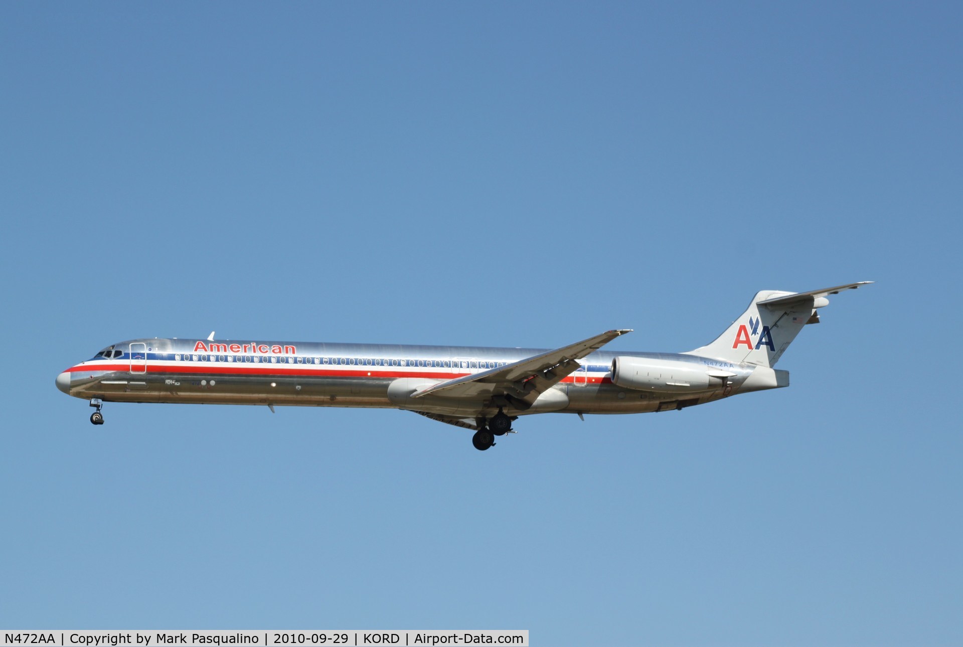 N472AA, 1988 McDonnell Douglas MD-82 (DC-9-82) C/N 49647, MD-82