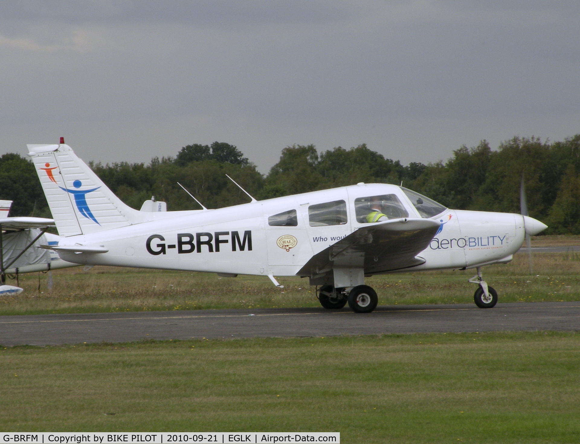G-BRFM, 1979 Piper PA-28-161 C/N 287916279, Taxying past the cafe