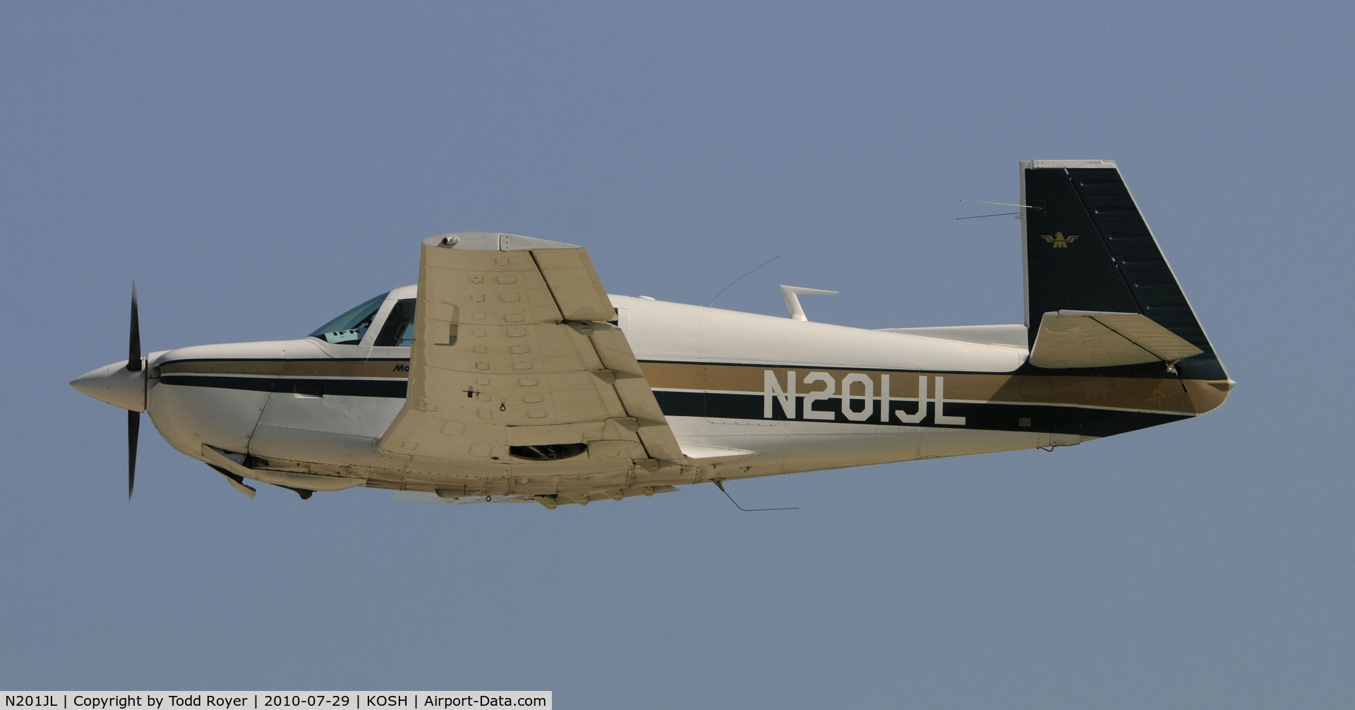 N201JL, 1976 Mooney M20J 201 C/N 24-0035, EAA AIRVENTURE 2010