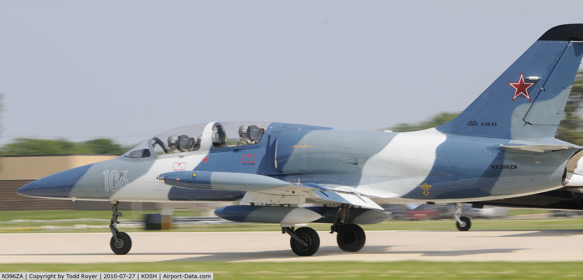 N396ZA, Aero L-39ZA Albatros C/N 232406, EAA AIRVENTURE 2010