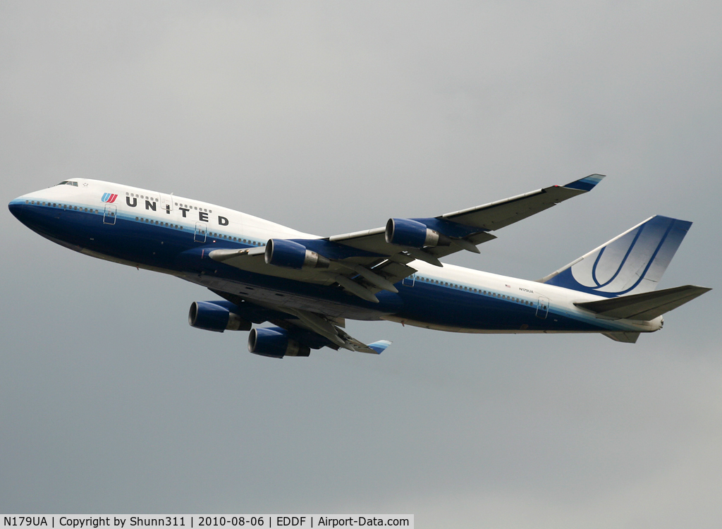 N179UA, 1991 Boeing 747-422 C/N 25158, Taking off rwy 25R