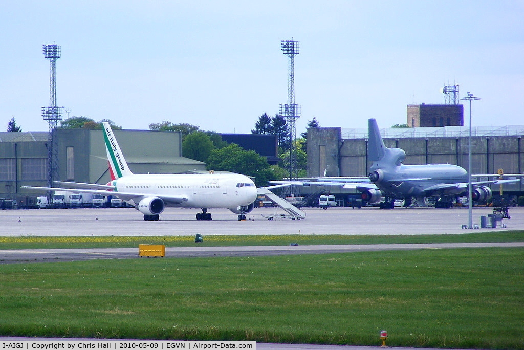 I-AIGJ, 1996 Boeing 767-304/ER C/N 28039, Air Italy