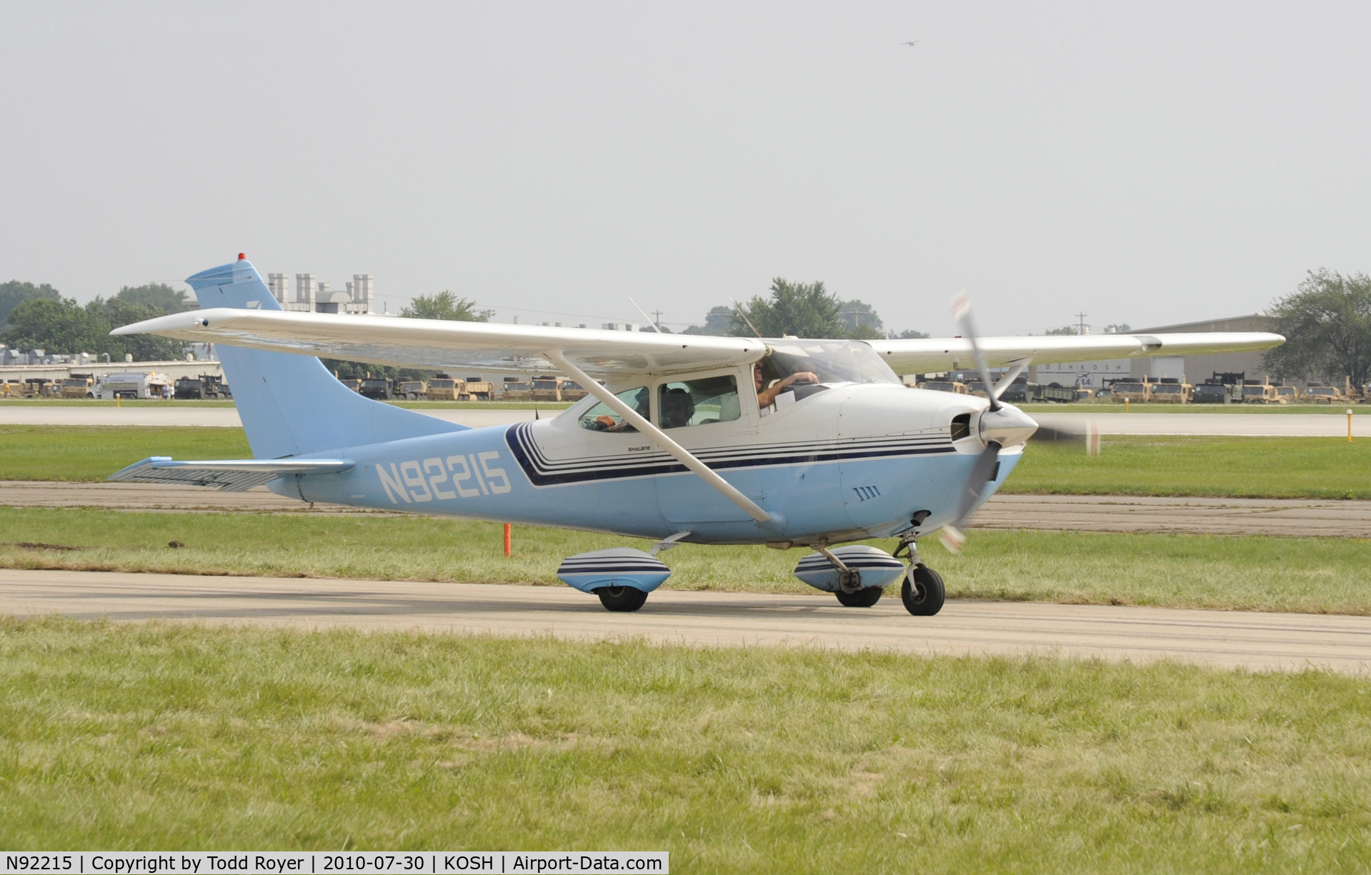 N92215, 1969 Cessna 182N Skylane C/N 18260095, EAA AIRVENTURE 2010