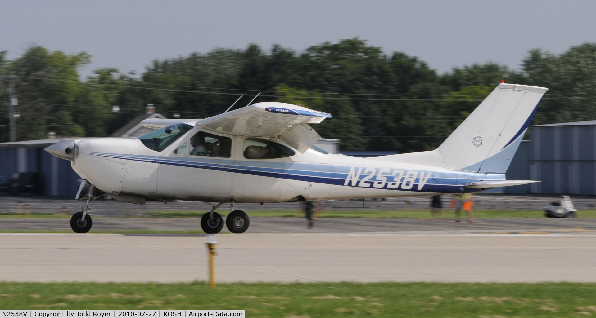 N2538V, 1974 Cessna 177RG Cardinal C/N 177RG0607, EAA AIRVENTURE 2010