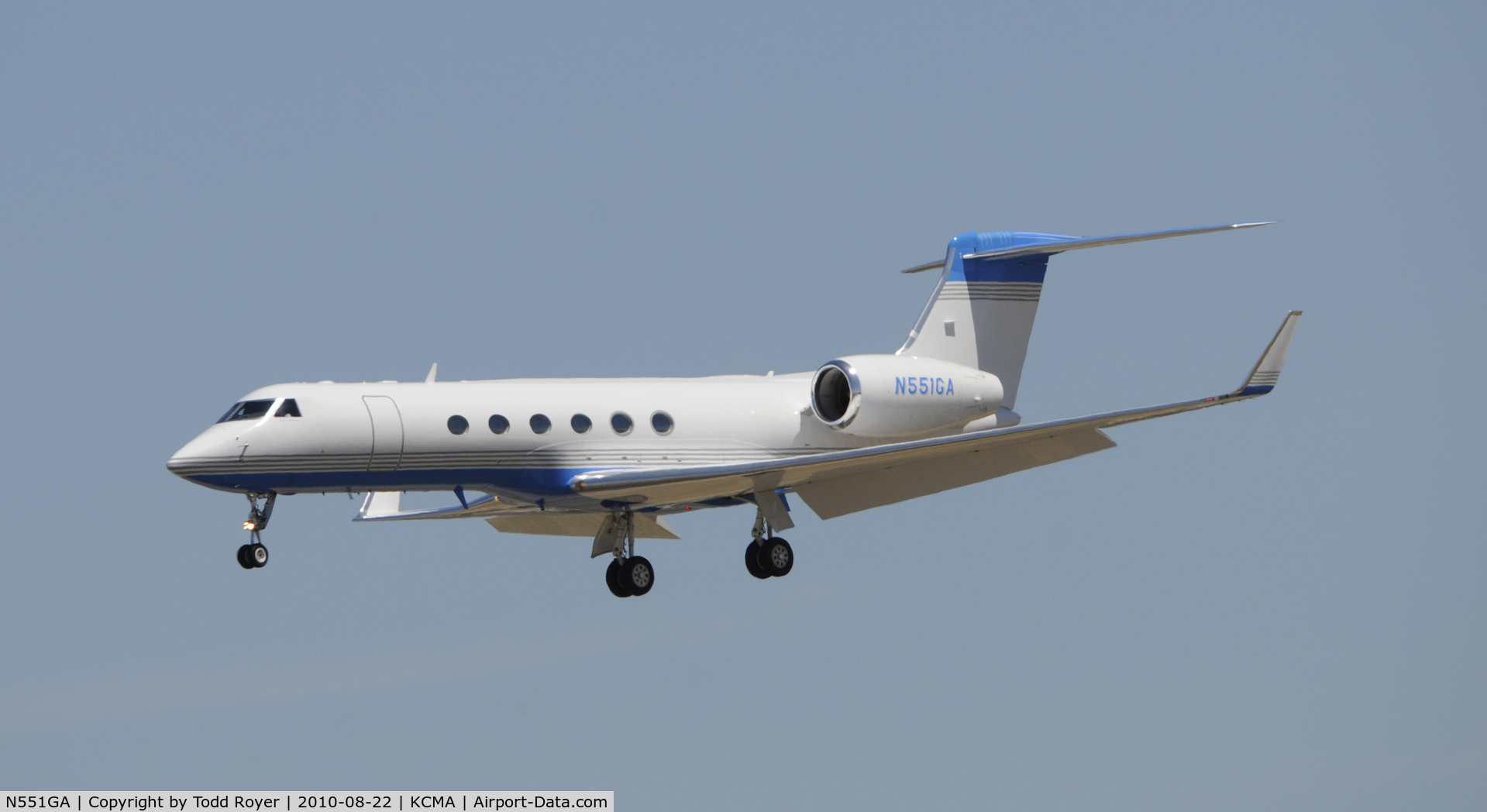 N551GA, 2000 Gulfstream Aerospace G-V C/N 606, 2010 CAMARILLO AIRSHOW