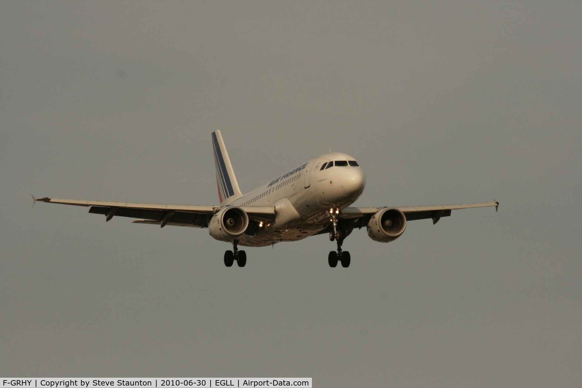 F-GRHY, 2001 Airbus A319-111 C/N 1616, Taken at Heathrow Airport, June 2010