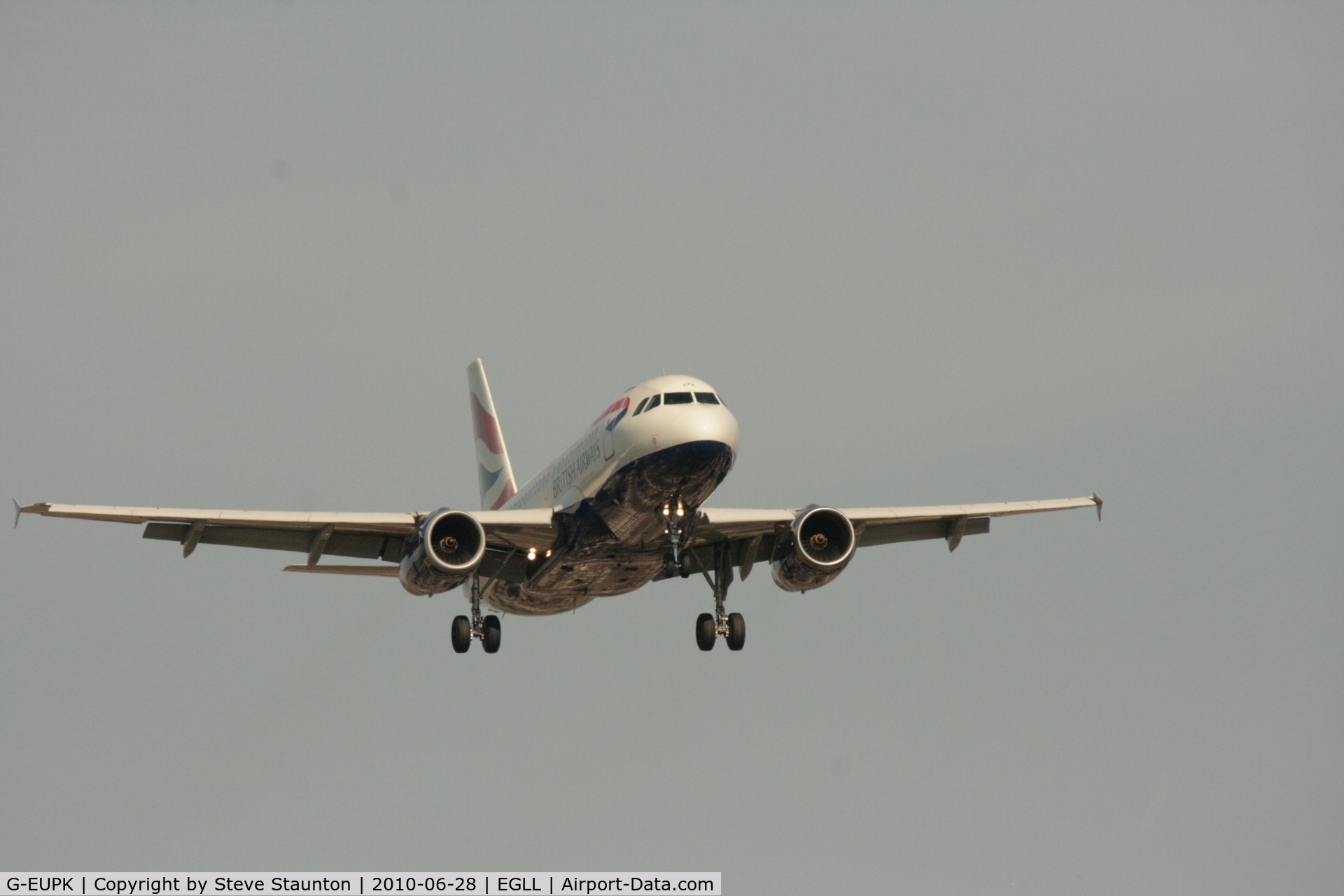 G-EUPK, 2000 Airbus A319-131 C/N 1236, Taken at Heathrow Airport, June 2010