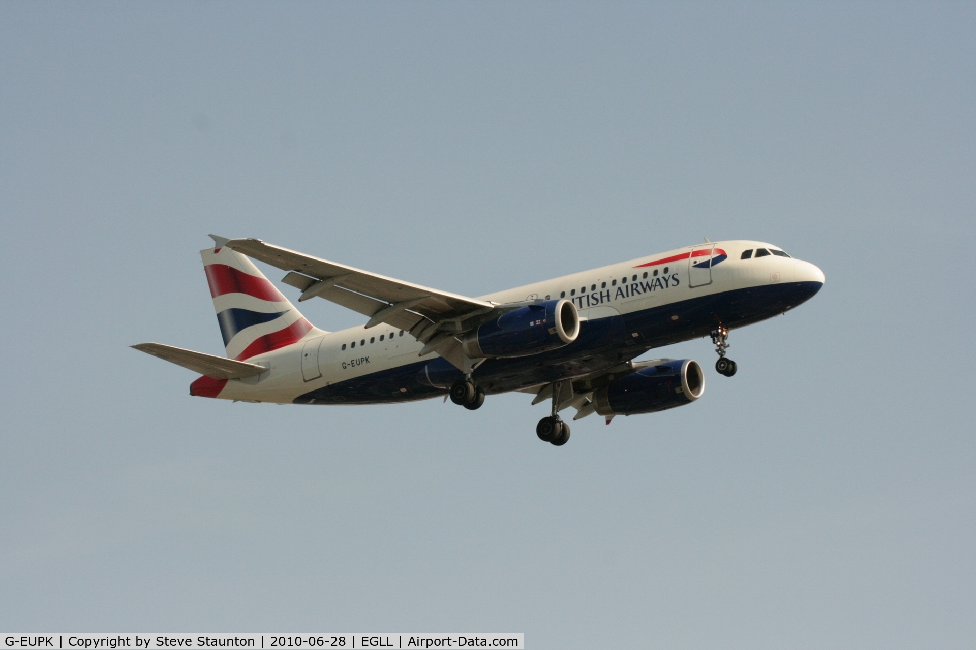 G-EUPK, 2000 Airbus A319-131 C/N 1236, Taken at Heathrow Airport, June 2010