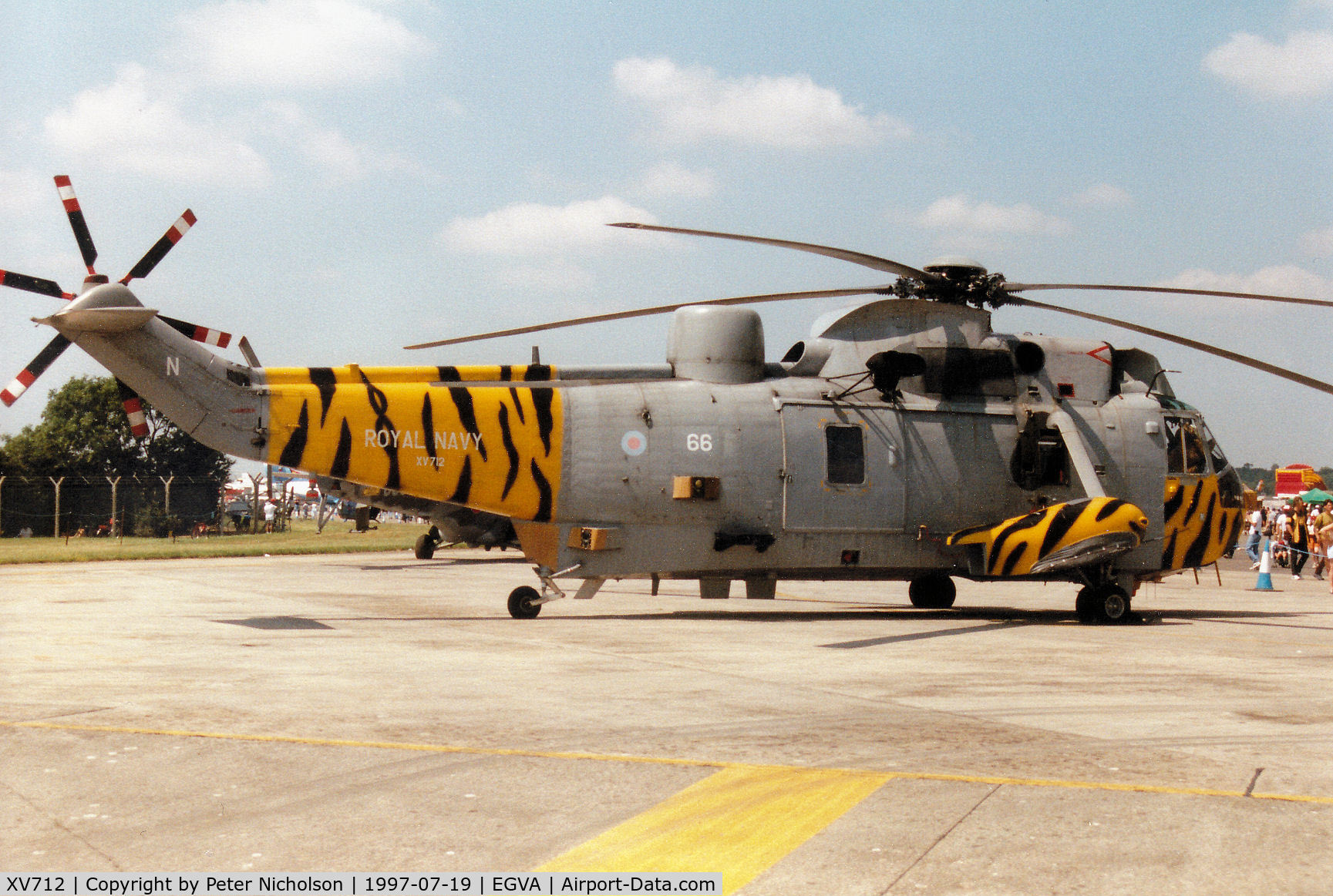 XV712, 1972 Westland Sea King HAS.6 C/N WA683, Another view of the Sea King HAS.6 of 814 Squadron on display at the 1997 Intnl Air Tattoo at RAF Fairford.