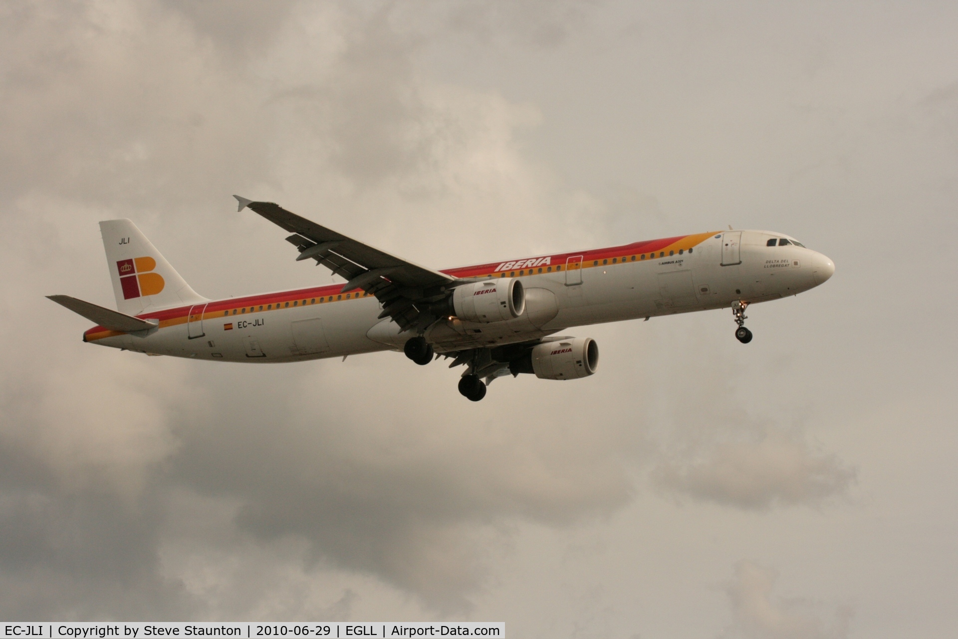 EC-JLI, 2005 Airbus A321-211 C/N 2563, Taken at Heathrow Airport, June 2010