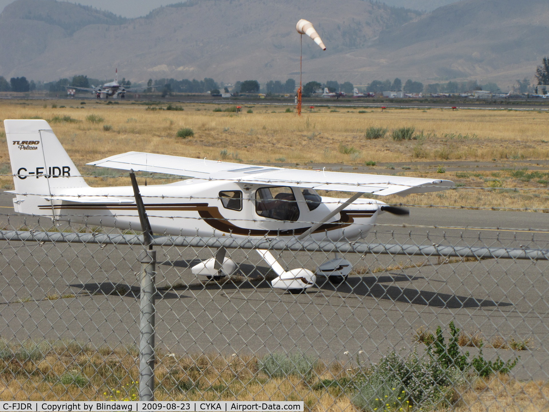 C-FJDR, 2003 Ultravia Le Pelican C/N PL693, ..a Pelican, holding short.