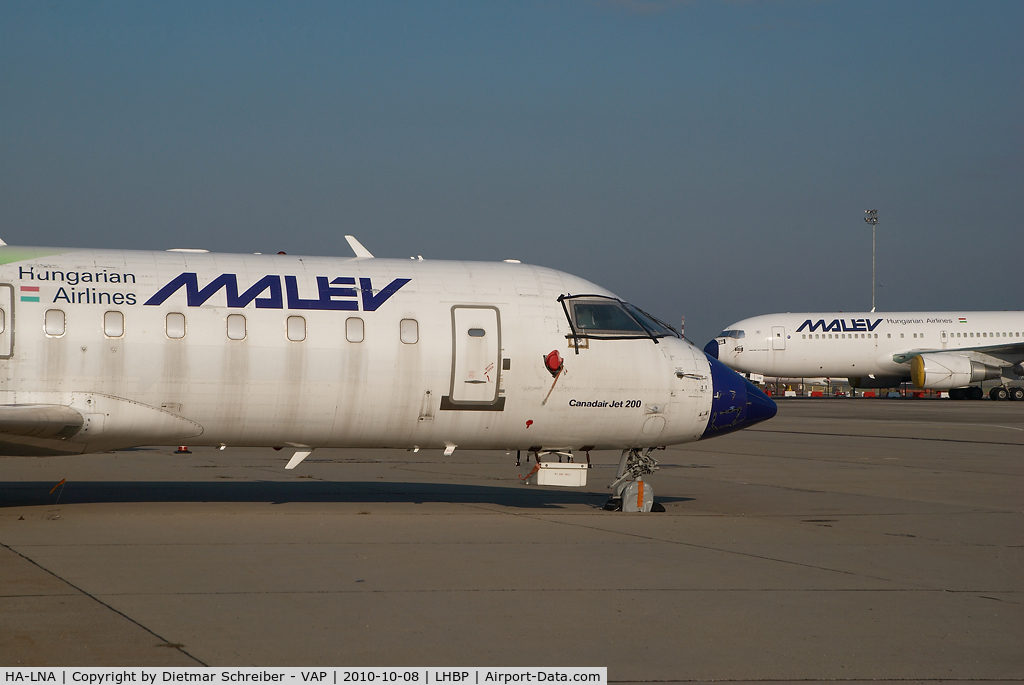 HA-LNA, 2002 Canadair CRJ-100ER (CL-600-2B19) C/N 7676, Malec Regionaljet