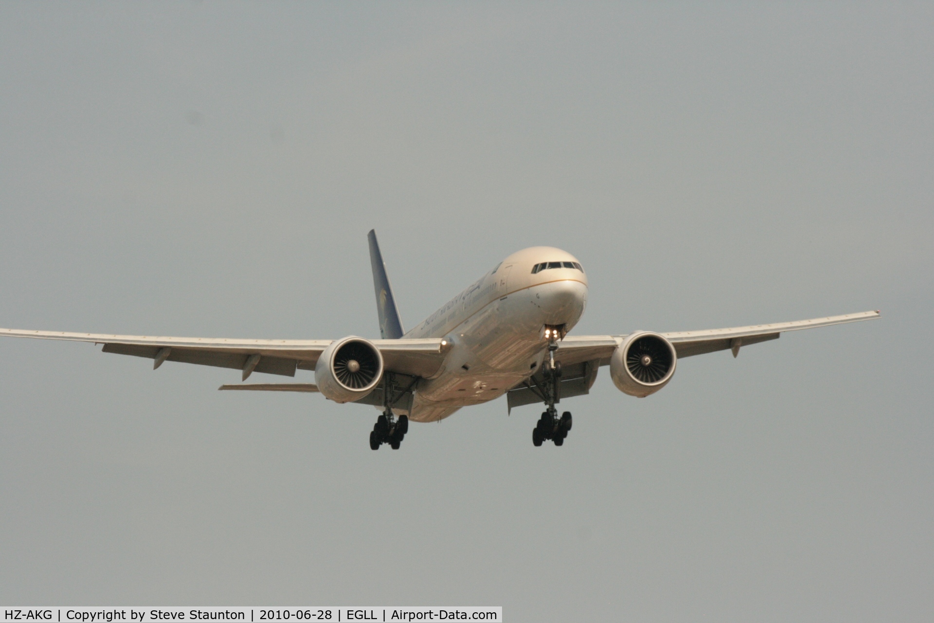 HZ-AKG, 1998 Boeing 777-268/ER C/N 28350, Taken at Heathrow Airport, June 2010