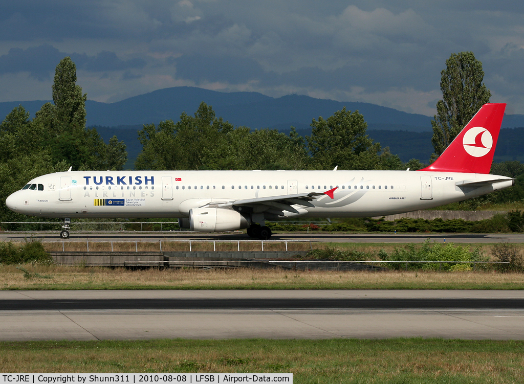 TC-JRE, 2007 Airbus A321-231 C/N 3126, Taxiing holding point rwy 16 for departure... Additional 'Fenerbahce Volleyball' sticker only on left side...