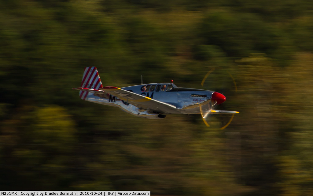 N251MX, 1943 North American P-51C-10 Mustang C/N 103-22730, The Collings Foundation TP-51C on a low pass.