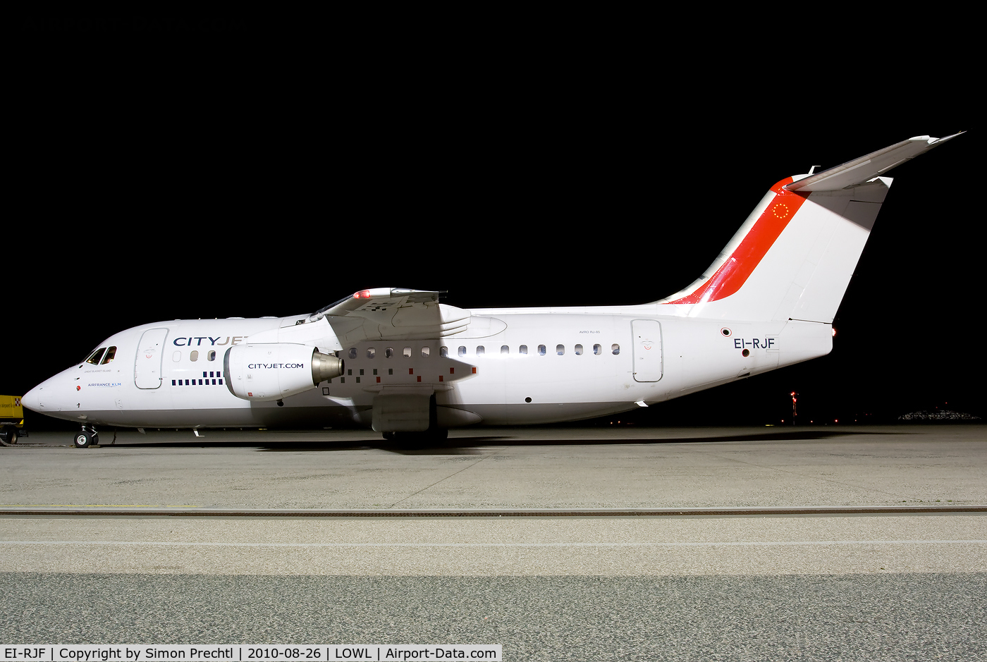 EI-RJF, 1998 British Aerospace Avro 146-RJ85A C/N E2337, EI-RJF @ Linz Airport