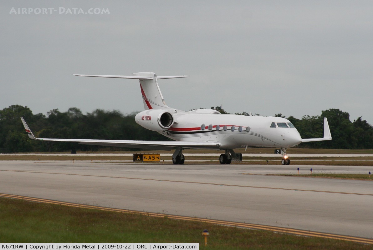N671RW, 2006 Gulfstream Aerospace GV-SP (G550) C/N 5131, G550