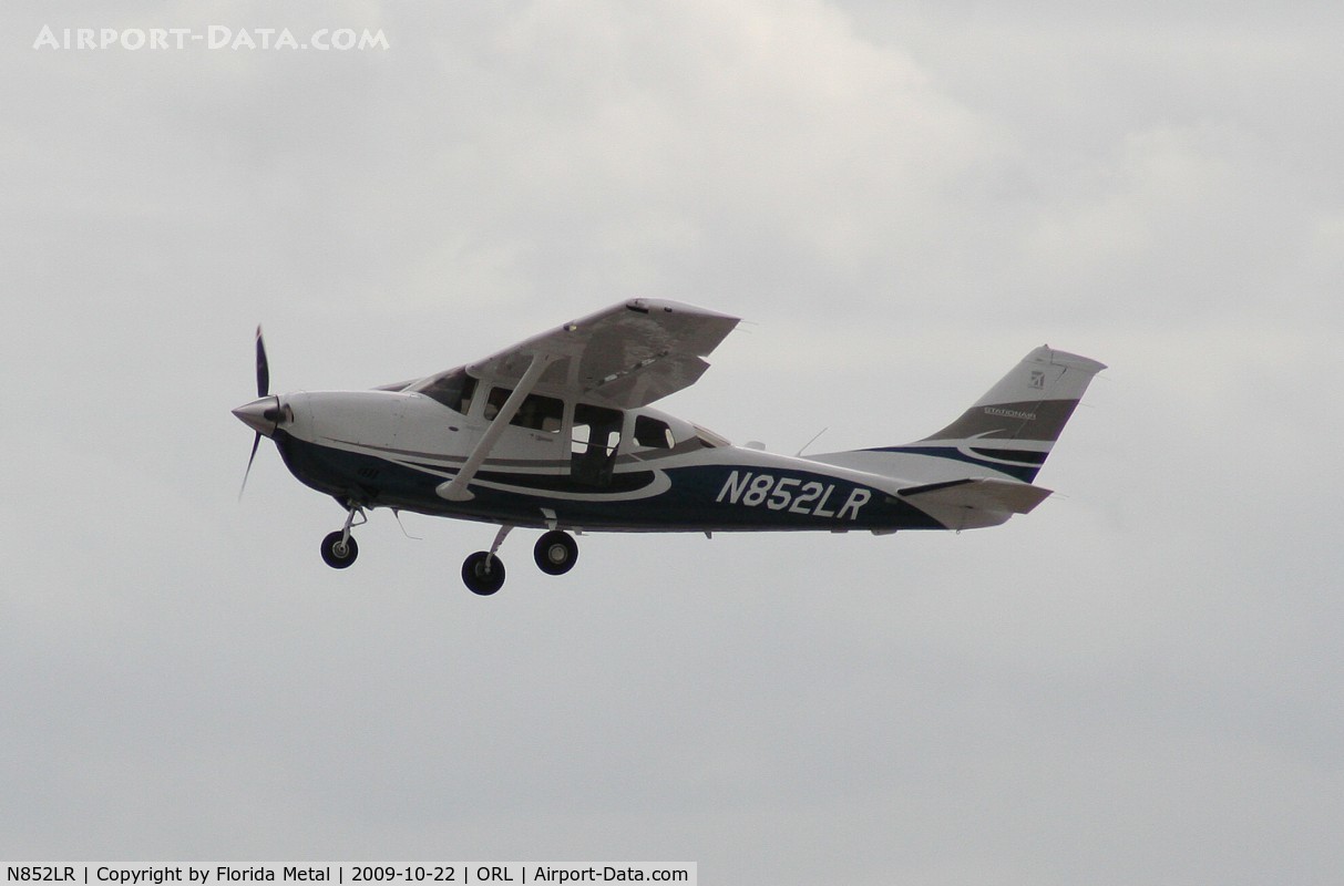 N852LR, 2008 Cessna 206H Stationair C/N 20608313, C206H