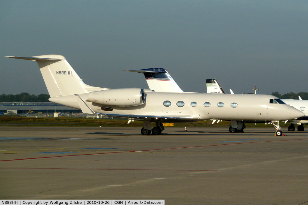 N888HH, 2005 Gulfstream Aerospace GIV-X (G450) C/N 4029, visitor