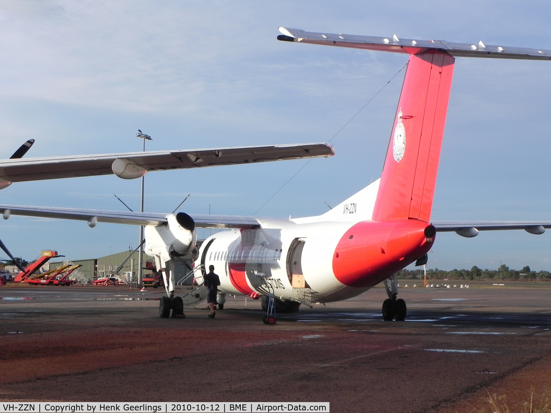 VH-ZZN, De Havilland Canada DHC-8-315 Dash 8 C/N 399, Surveillance Australia , Broome
