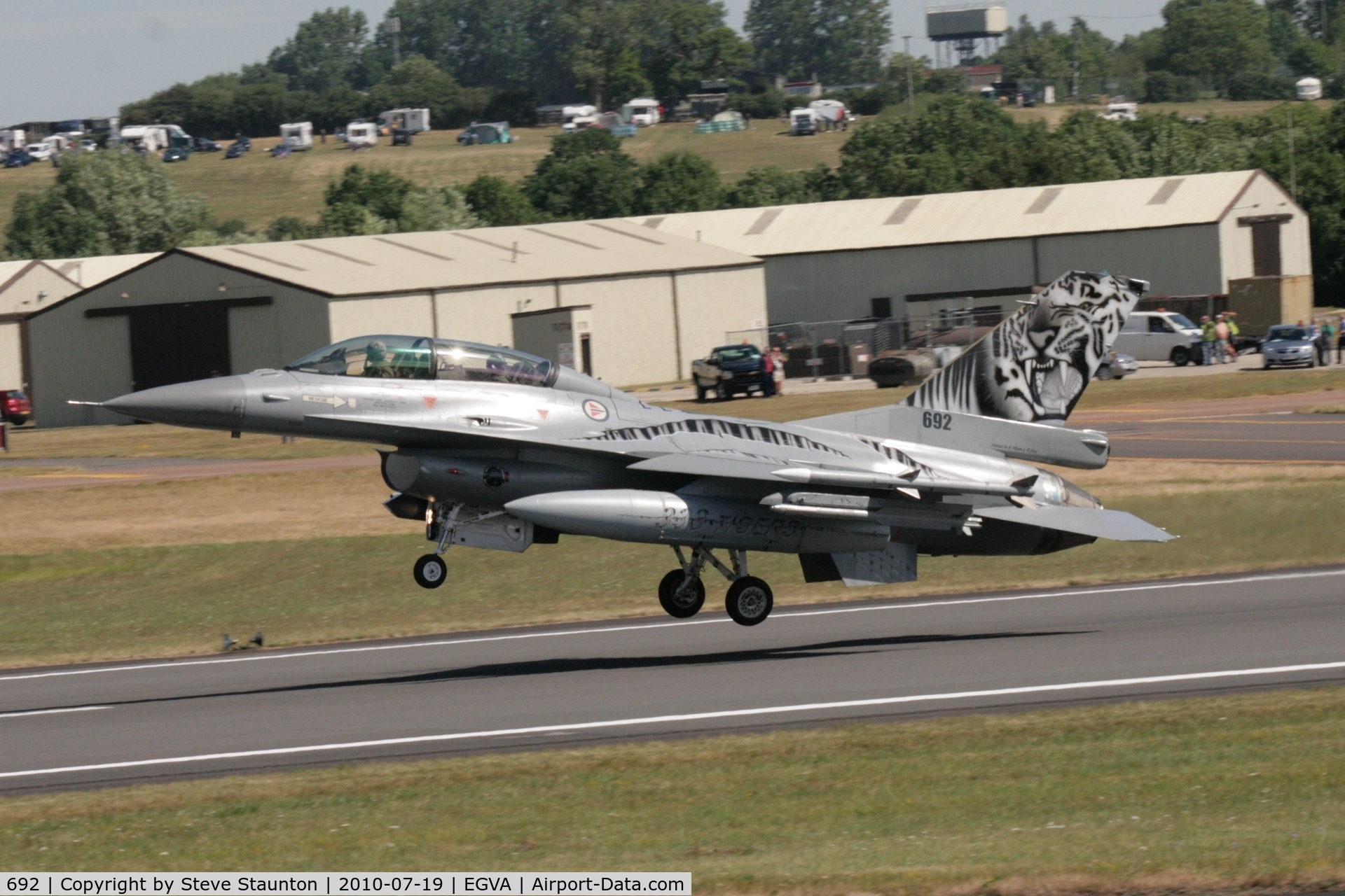 692, 1980 General Dynamics F-16BM Fighting Falcon C/N 6L-11, Taken at the Royal International Air Tattoo 2010