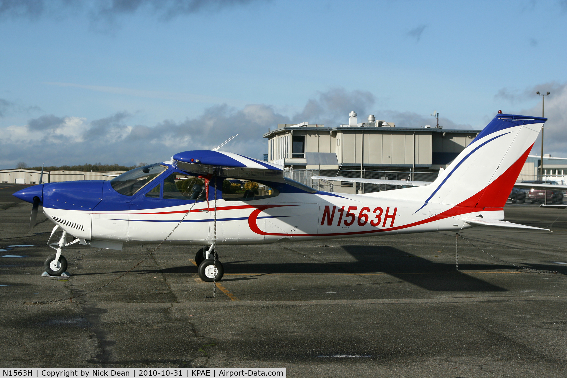 N1563H, 1975 Cessna 177RG Cardinal C/N 177RG0737, KPAE Fresh from the paint shop