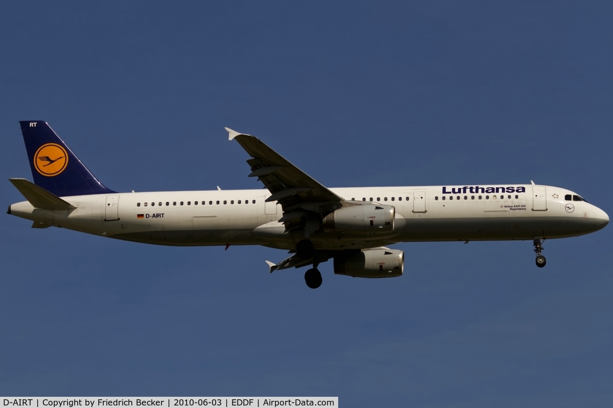 D-AIRT, 1997 Airbus A321-131 C/N 0652, on final RW07R