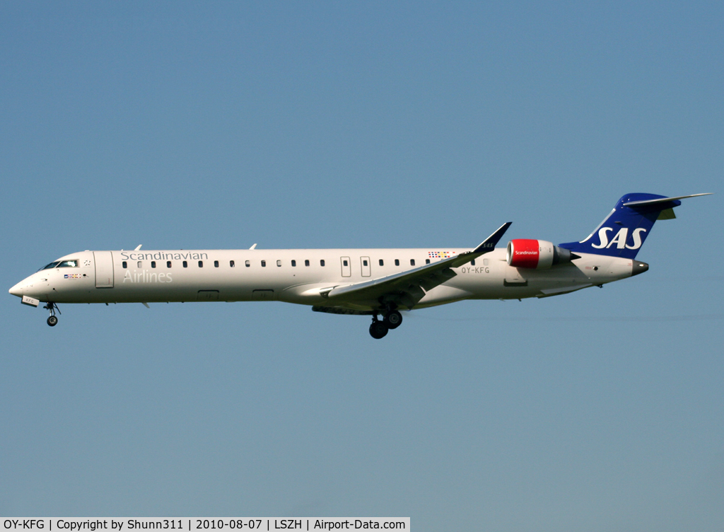 OY-KFG, 2009 Bombardier CRJ-900ER (CL-600-2D24) C/N 15237, Landing rwy 14