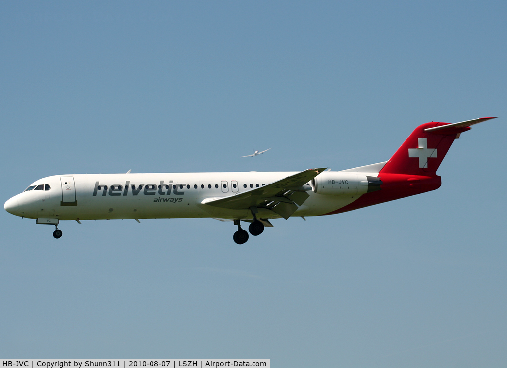 HB-JVC, 1994 Fokker 100 (F-28-0100) C/N 11501, Landing rwy 14