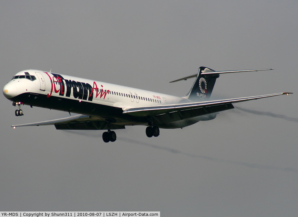 YR-MDS, 1982 McDonnell Douglas MD-82 (DC-9-82) C/N 48098, Landing rwy 14