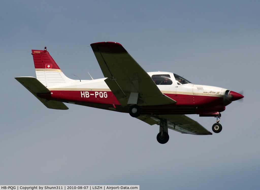 HB-PQG, 1977 Piper PA-28R-201T Cherokee Arrow III C/N 28R-7803047, Landing rwy 14