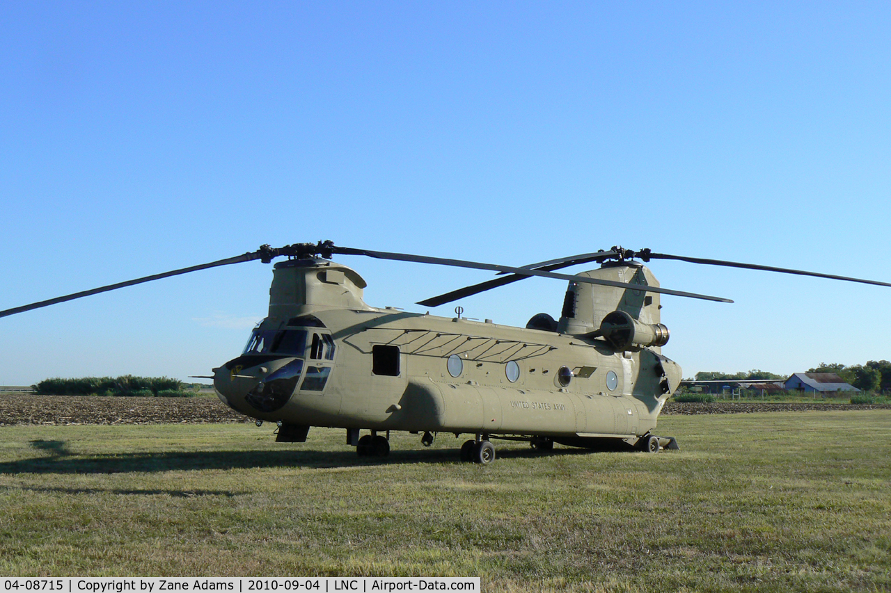 04-08715, 2007 Boeing CH-47F Chinook C/N M.8715, At Lancaster Municipal - Warbirds on Parade Fly-in.