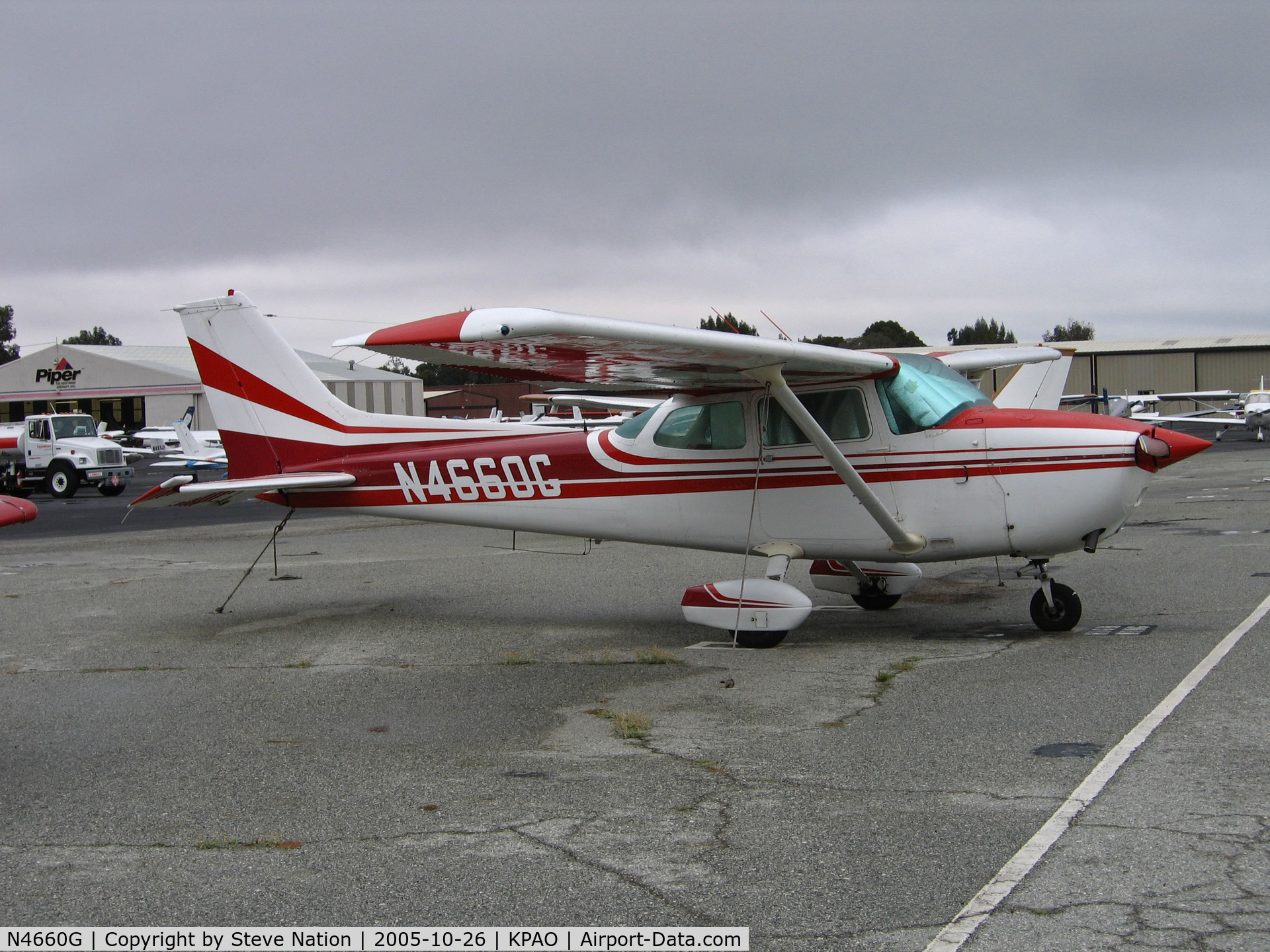 N4660G, 1979 Cessna 172N C/N 17273286, 1979 Cessna 172N @ Palo Alto, CA