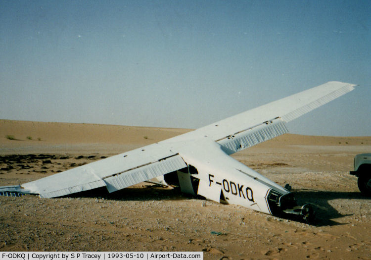 F-ODKQ, Cessna A185F Skywagon 185 C/N 18503935, Rub' al Khali (Empty Quarter) Saudi Arabia