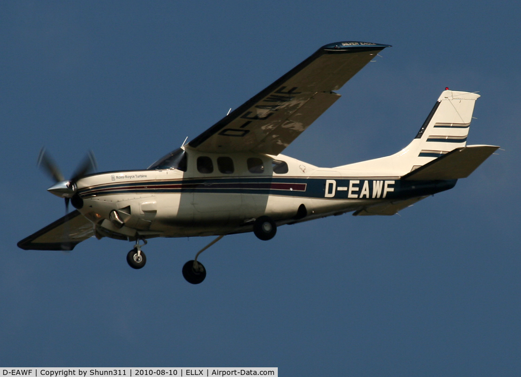 D-EAWF, 1980 Cessna P210N Pressurised Centurion C/N P21000618, Landing rwy 24