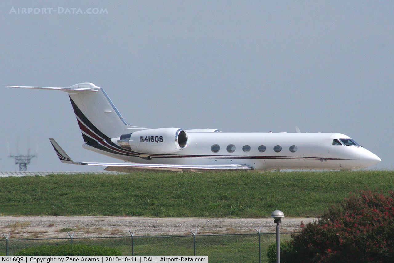 N416QS, 1997 Gulfstream Aerospace G-IV C/N 1316, At Dallas Love Field