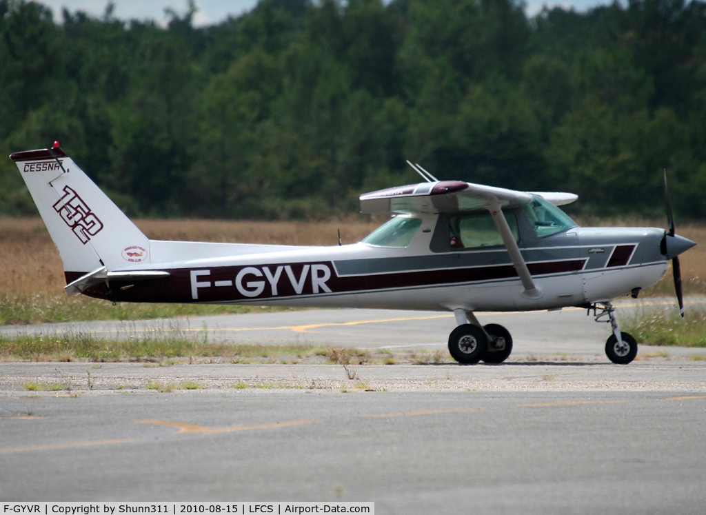F-GYVR, 1983 Cessna 152 C/N 15285745, Parked...