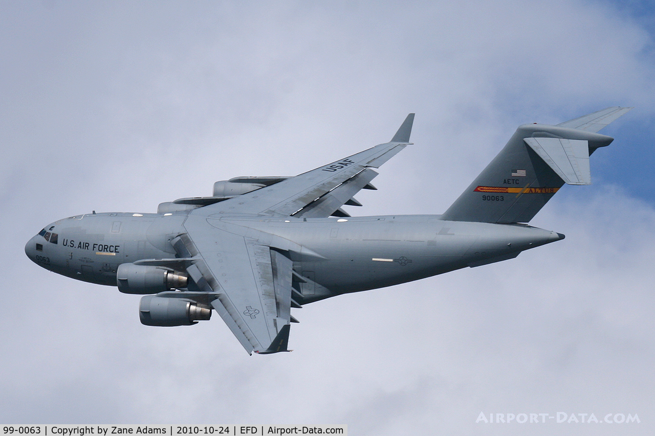 99-0063, 1999 Boeing C-17A Globemaster III C/N 50067/P-63, At the 2010 Wings Over Houston Airshow - BP's Ride!