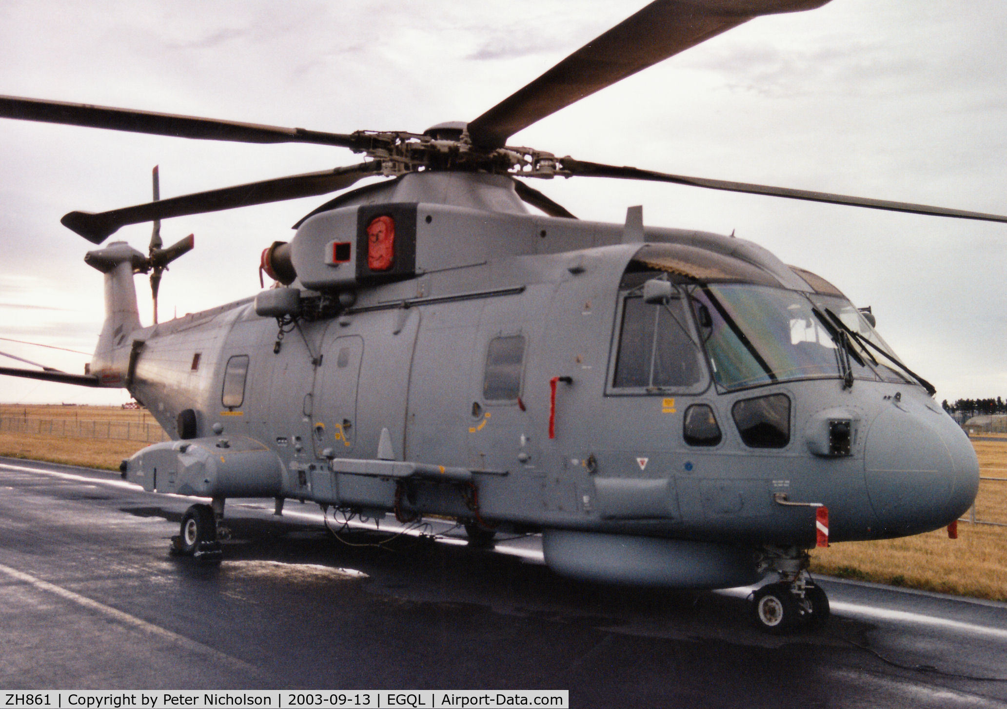 ZH861, AgustaWestland EH-101 Merlin HM.1 C/N 50168/RN41, Merlin HM.1, callsign Excalibur 1, of 824 Squadron on display at the 2003 RAF Leuchars Airshow.