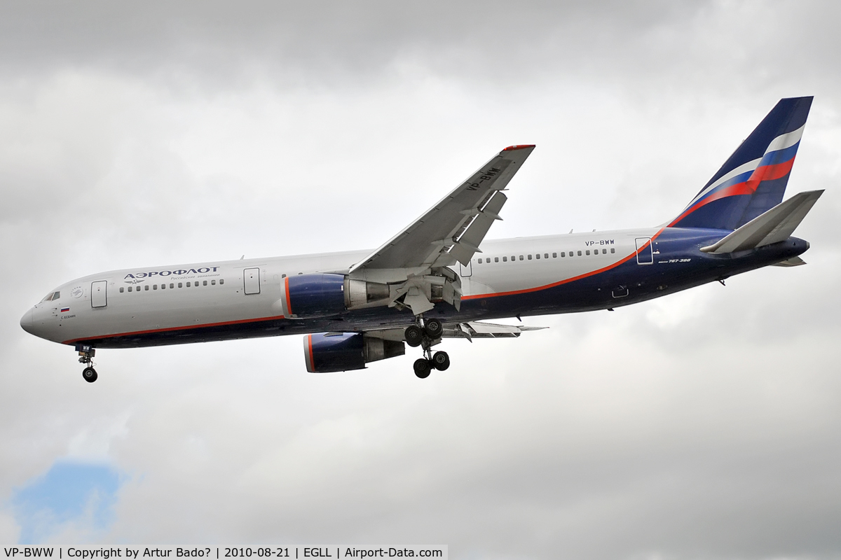 VP-BWW, 1996 Boeing 767-306/ER C/N 27959, Aeroflot