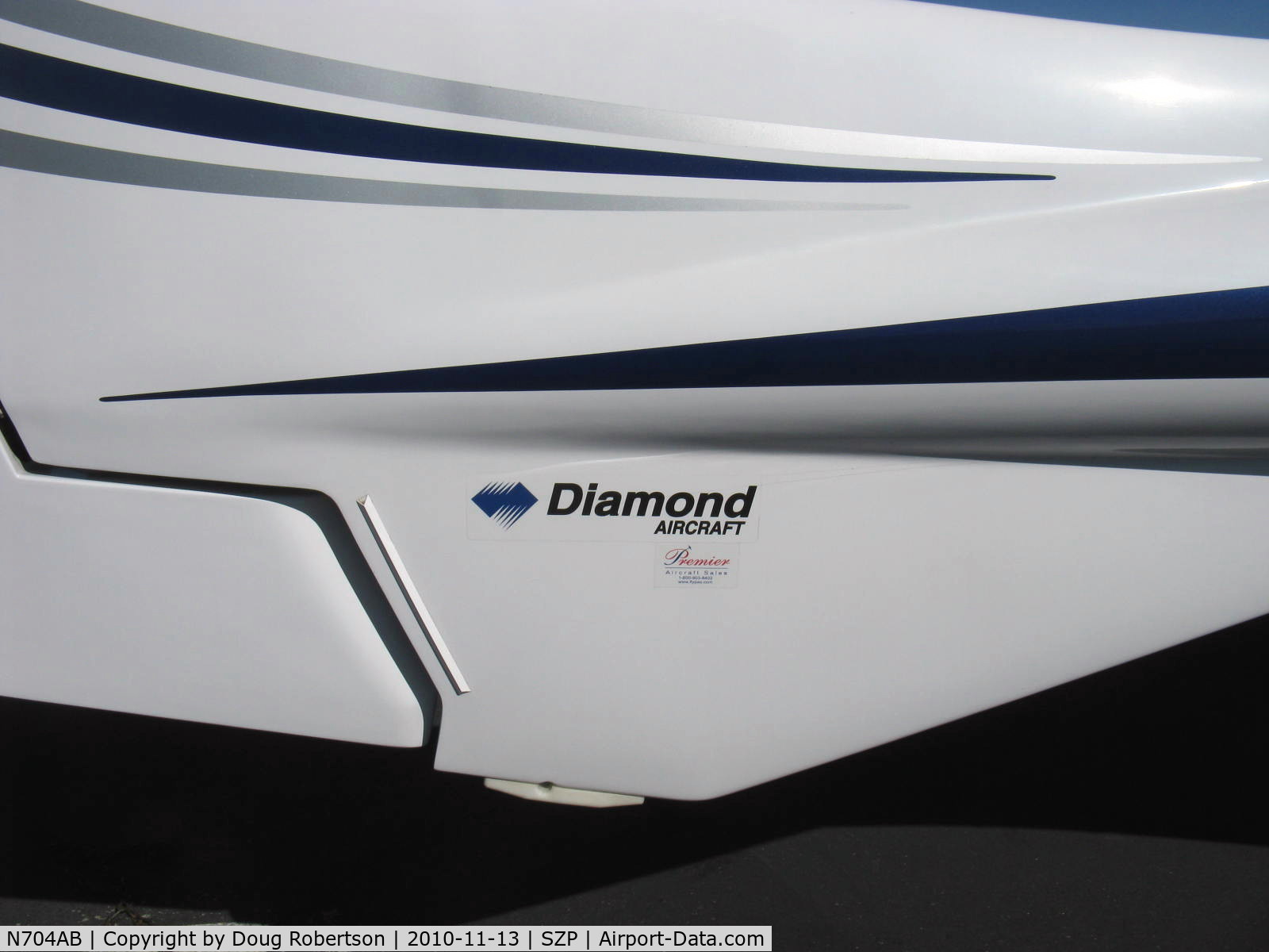 N704AB, 2006 Diamond DA-42 Twin Star C/N 42.091, 2006 Diamond Aircraft Ind. Gmbh DIAMOND DA-42D TWIN STAR, two Thielert TAE-125-01 1.7 turbo-charged 135 Hp Diesels, logo