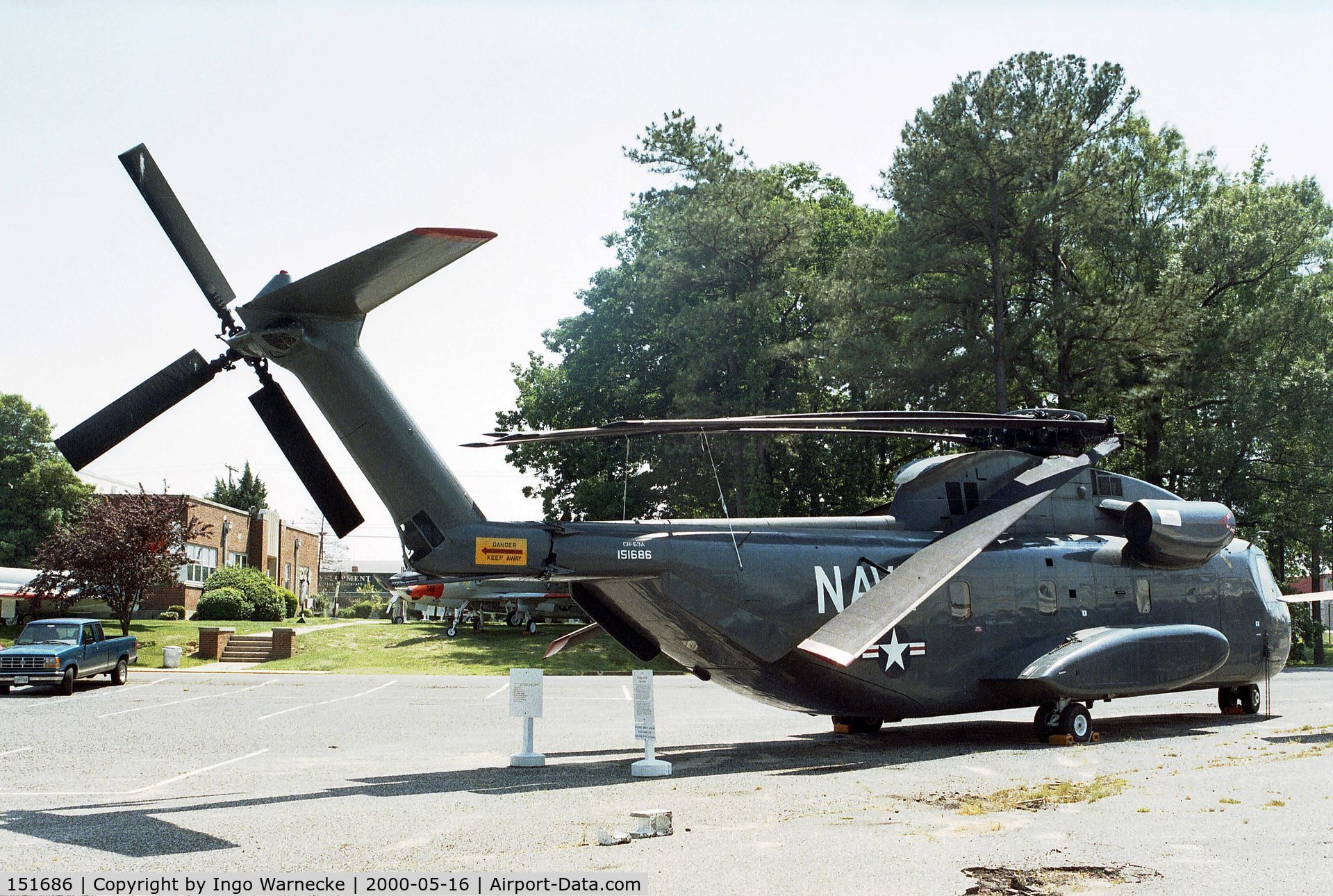151686, Sikorsky CH-53A Super Stallion C/N 65-003, Sikorsky CH-53A Sea Stallion at the Patuxent River Naval Air Museum