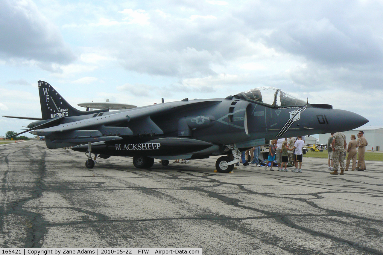 165421, Boeing AV-8B+(R)-27-MC Harrier II Plus C/N B293, At the 2010 Cowtown Warbird Roundup - Meacham Field - Fort Worth, TX
